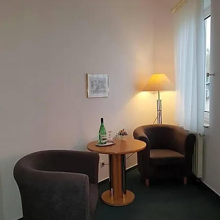 Nadia Hotel 3*